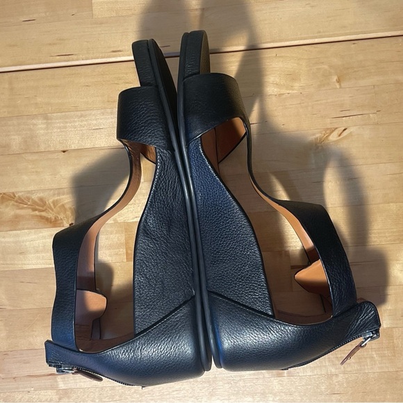 Gentle Souls by Kenneth Cole Women's Gisele Leather Platform Wedge Sandals - Picture 7 of 14